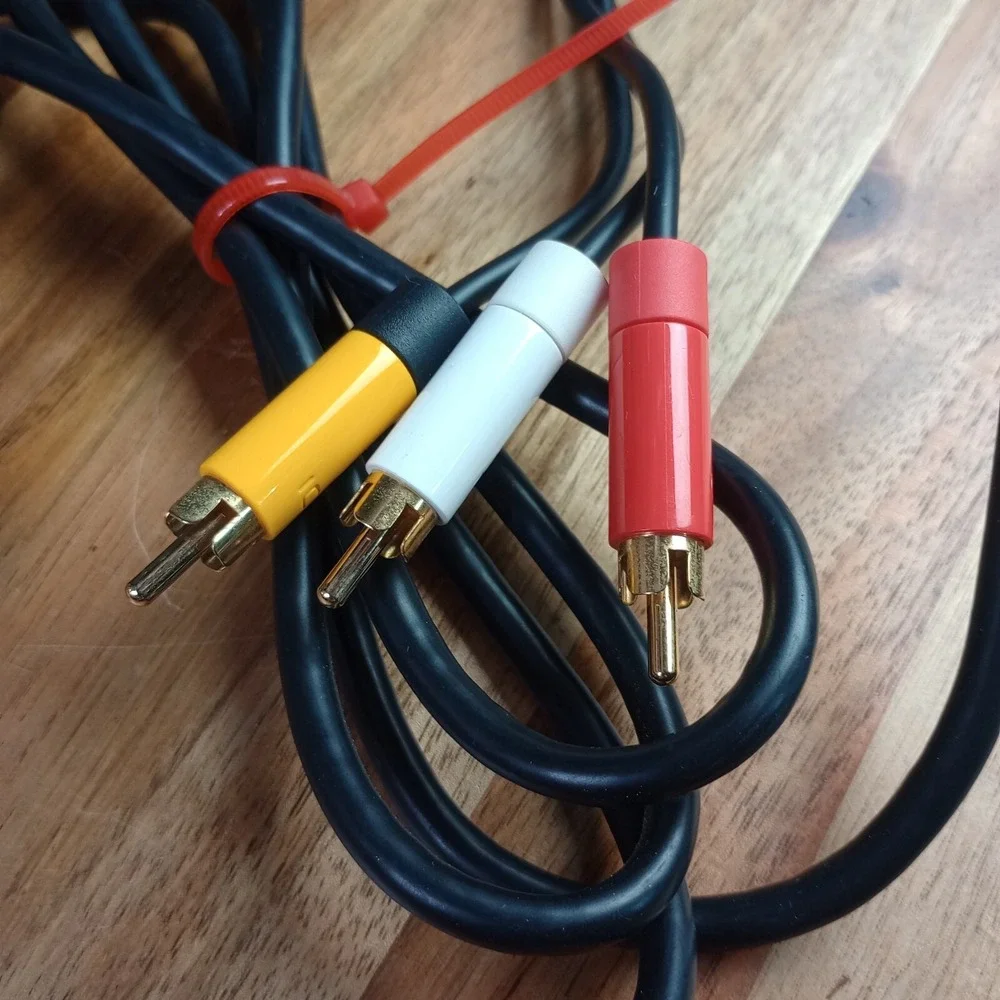 Genuine OEM Xbox 360 Composite AV Cable‎ Microsoft X821376-002